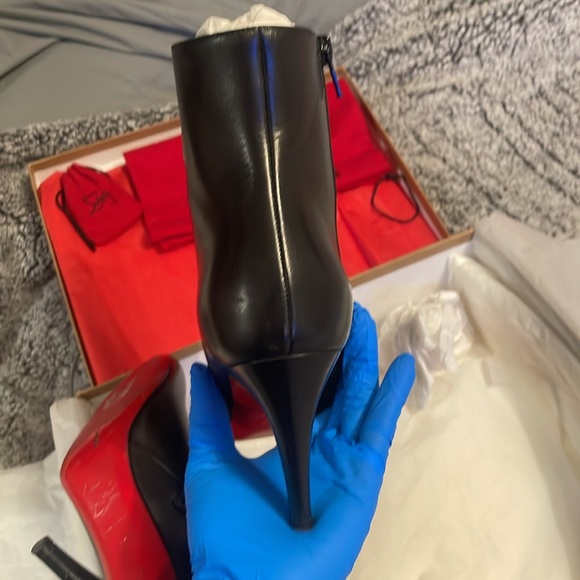 Christian Louboutin Classic Booties, Size 7/37 - Picture 12 of 14